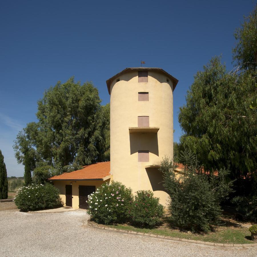 Agriturismo Le Pescine 瓦达 外观 照片