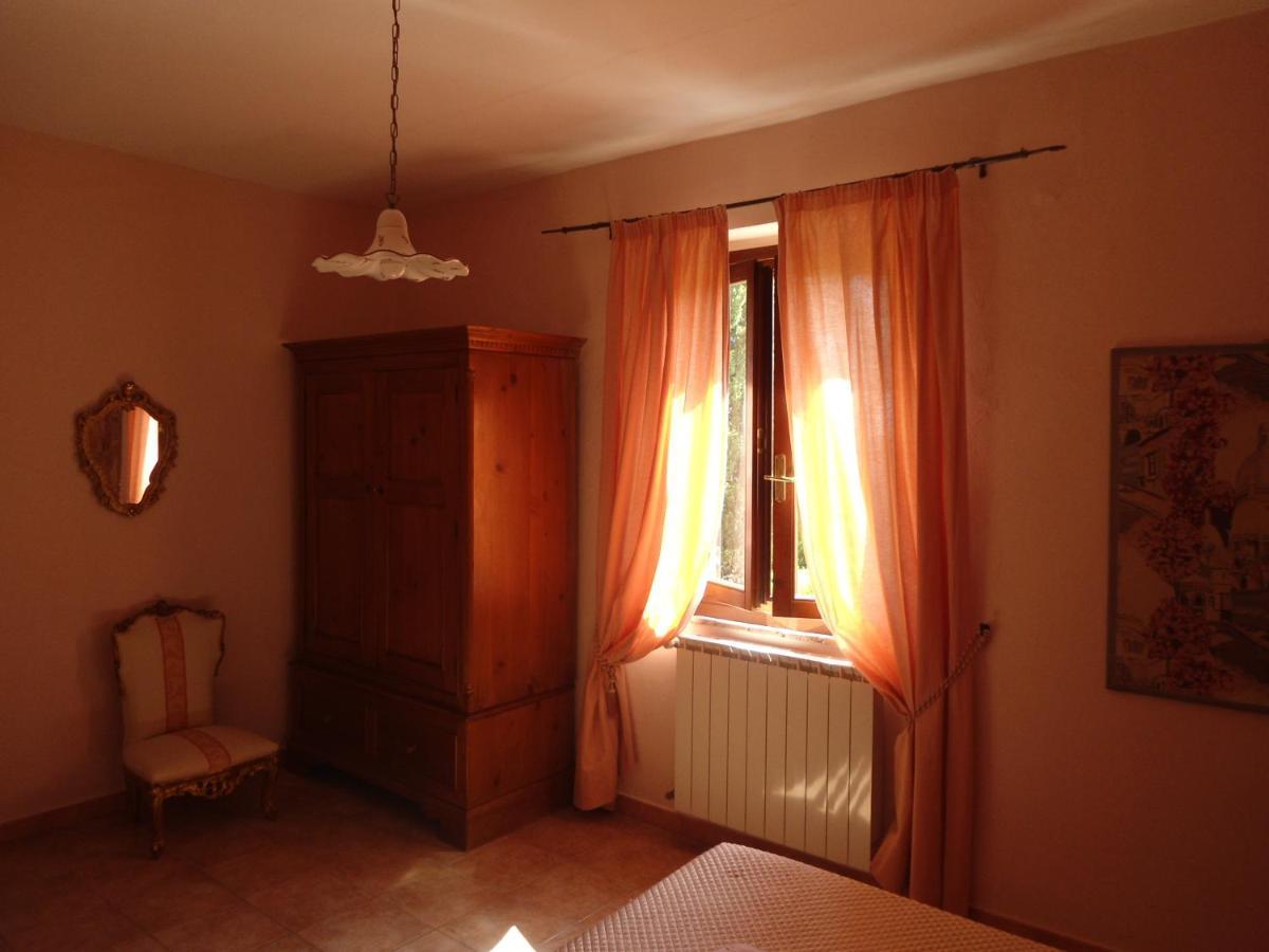 Agriturismo Le Pescine 瓦达 外观 照片
