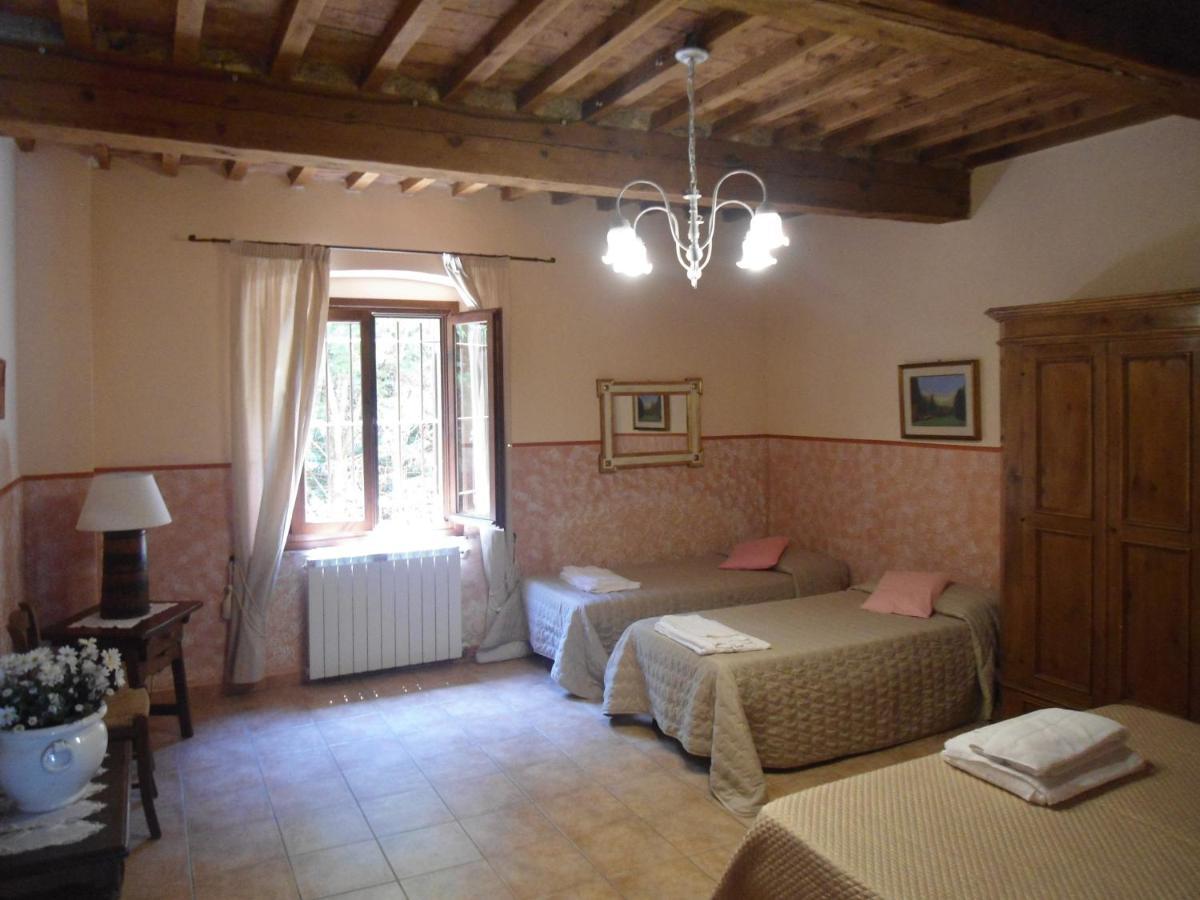 Agriturismo Le Pescine 瓦达 外观 照片