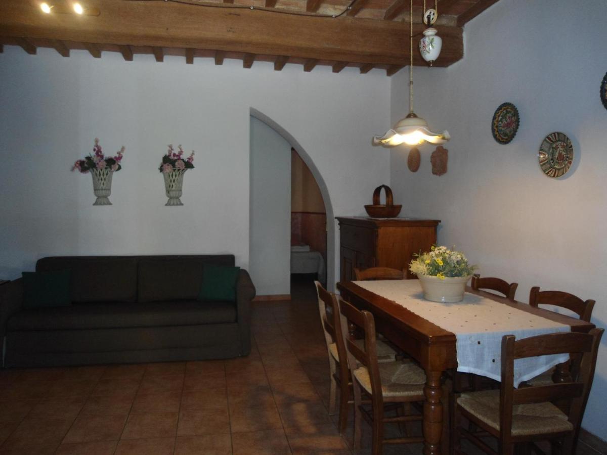 Agriturismo Le Pescine 瓦达 外观 照片